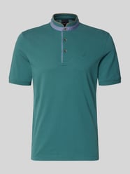 Regular Fit Poloshirt mit Stehkragen und Logo-Stitching von bugatti - 6