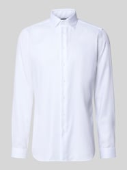 Slim Fit Business-Hemd mit Kentkragen von Christian Berg Men - 36