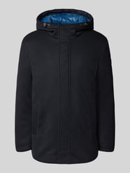 Fein strukturierte Jacke mit Kapuze und Eingrifftaschen von GUESS - 45