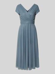 Midikleid mit V-Ausschnitt und Taillenband von Vera Mont Blau - 8