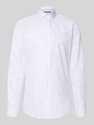 Slim Fit Business-Hemd mit Kentkragen von Jake*s - 43