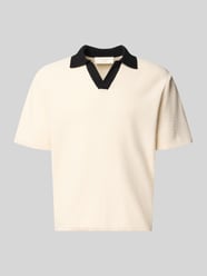 Regular Fit Poloshirt mit V-Ausschnitt Modell 'COTEDAZUR' von JACK & JONES Beige - 46