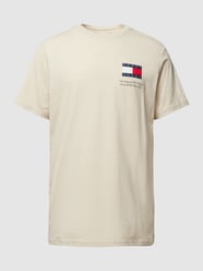 T-Shirt mit Label-Print von Tommy Jeans Beige - 2