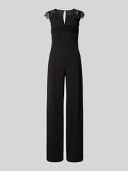 Jumpsuit met kant van Lipsy - 12