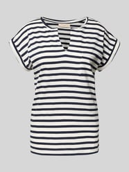 T-Shirt mit V-Ausschnitt Modell 'Viva' von FREE/QUENT - 34