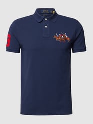 Custom Slim Fit Poloshirt mit Motiv-Stitching von Polo Ralph Lauren Blau - 3