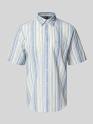 Koszula casualowa o kroju slim fit z kołnierzykiem typu kent od Lerros - 24