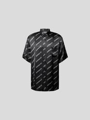 Oversized Freizeithemd mit Allover-Logo von VETEMENTS Schwarz - 43