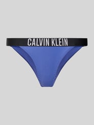 Bikini-Hose mit elastischem Label-Bund Modell 'BRAZILIAN' von Calvin Klein Underwear Blau - 37
