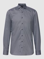 Koszula biznesowa o kroju slim fit ze wzorem na całej powierzchni od Eterna Czarny - 16