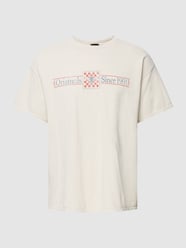 T-Shirt mit Statement-Print Modell 'SHI WORKSHOP' von BDG Urban Outfitters Weiß - 20