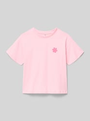 t-shirt o kroju regular fit z czystej bawełny model 'SUN-VERAS' od ONLY Fuksjowy - 15