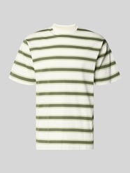 T-shirt o kroju regular fit z okrągłym dekoltem od Casual Friday - 3