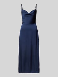 Maxikleid mit Wasserfall-Ausschnitt Modell 'RAVENNA' von Vila Blau - 13