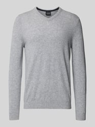 Sweter z kaszmiru z dekoltem w serek od Christian Berg Men - 31