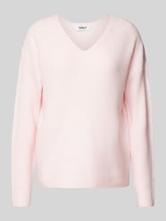 Regular Fit Strickpullover mit V-Ausschnitt Modell 'CAMILLA' von Only Rosa - 23