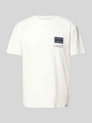 Regular Fit T-Shirt mit Label-Print von Tommy Jeans Beige - 25