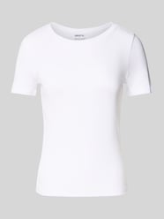 T-Shirt mit geripptem Rundhalsausschnitt von Jake*s Casual - 39