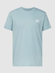 T-Shirt mit Logo-Print Modell 'BASIC T SMALL LOGO' von Alpha Industries Blau / Türkis - 45