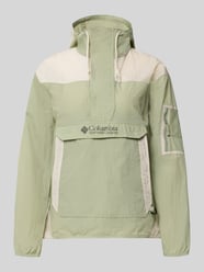 Kurtka typu windbreaker o kroju regular fit z nadrukiem logo model 'Challenger' od Columbia - 34