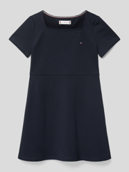 Sukienka z wyhaftowanym logo od Tommy Hilfiger Kids Niebieski - 3