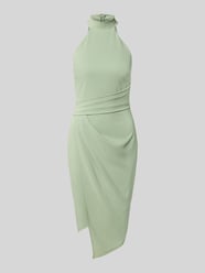 Slim Fit Kleid mit Stehkragen von Lipsy - 1