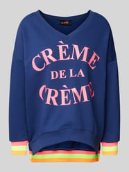 Sweatshirt met V-hals, model 'Creme de la Creme' van miss goodlife - 28