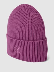 Czapka beanie z wyhaftowanym logo model ‘MINIMAL MONOGRAM’ od Calvin Klein Jeans Fioletowy - 11