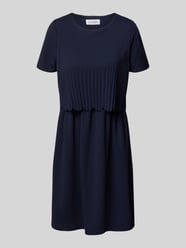 Knielange jurk met structuurmotief, model 'Lilian' van GUIDO MARIA KRETSCHMER WOMAN - 32