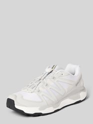 Sneakersy z profilowaną podeszwą Model 'XC ROAM' od Salomon - 3