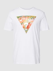 T-shirt z nadrukiem z napisem model ‘REFLECTIVE LOGO’ od Guess Biały - 32