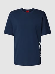 T-shirt o luźnym kroju z nadrukiem z logo od HUGO - 18