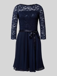 Cocktailkleid aus Häkelspitze Modell 'STAMM' von Swing Blau - 33