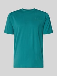 Damski t-shirt o kroju regular fit z nadrukiem z logo model 'Vanish' od Under Armour - 47