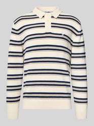 Strickpullover mit Polokragen in Bouclé-Optik von REVIEW - 5