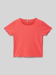 T-shirt o kroju regular fit z wykończeniem z falbanami model ‘NELLA’ od ONLY - 47