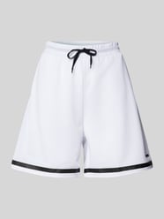 Loose Fit Shorts mit Label-Print von Review Weiß - 35