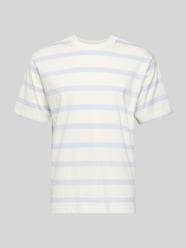 T-Shirt mit geripptem Rundhalsausschnitt von MCNEAL - 30