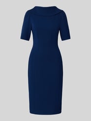 Knielange cocktailjurk met opstaande kraag van Adrianna Papell - 16