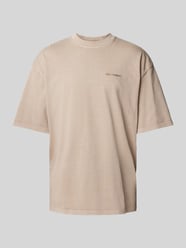 Oversized T-Shirt mit Label-Stitching von Pegador Beige - 4