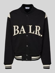 College-Jacke mit Label-Stitching und Stehkragen von Balr. - 45