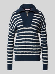 Bluza z kołnierzem o kroju regular fit z czystej wełny od Tommy Hilfiger - 17