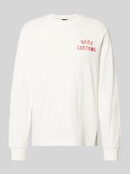 Bluzka o kroju regular fit z długim rękawem i wyhaftowanym logo model ‘Engineer’ od DEUS EX MACHINA - 5