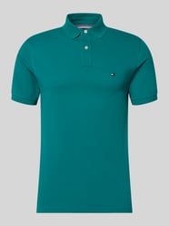 Koszulka polo o kroju regular fit z mieszanki bawełny od Tommy Hilfiger - 30