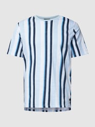T-shirt ze wzorem w paski model ‘BLATROPIC’ od Jack & Jones Premium Niebieski - 38
