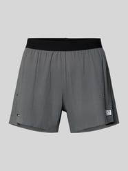 Szorty o kroju relaxed fit z wbudowanymi figami od EA7 Emporio Armani - 17