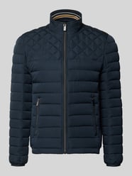 Steppjacke mit Stehkragen und Reißverschlusstaschen von Christian Berg Men - 17