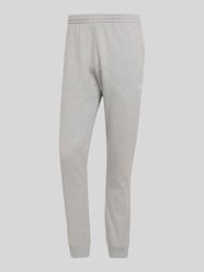 Slim Fit Sweathose mit Logo-Print von adidas Originals - 44