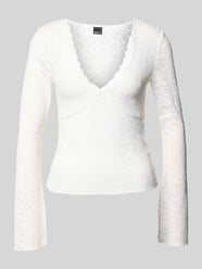 Longsleeve aus Spitze mit V-Ausschnitt von Gina Tricot - 42