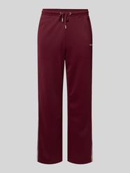 Wide fit trackpants met logo-applicatie, model 'Viro' van Pegador Bordeaux - 23